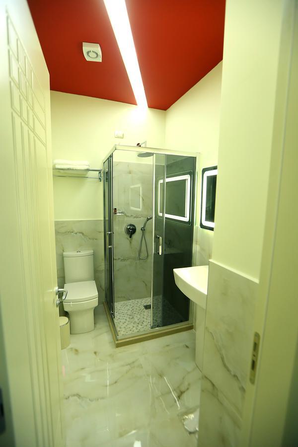 Hotel Vllaznia Shkoder Exterior photo