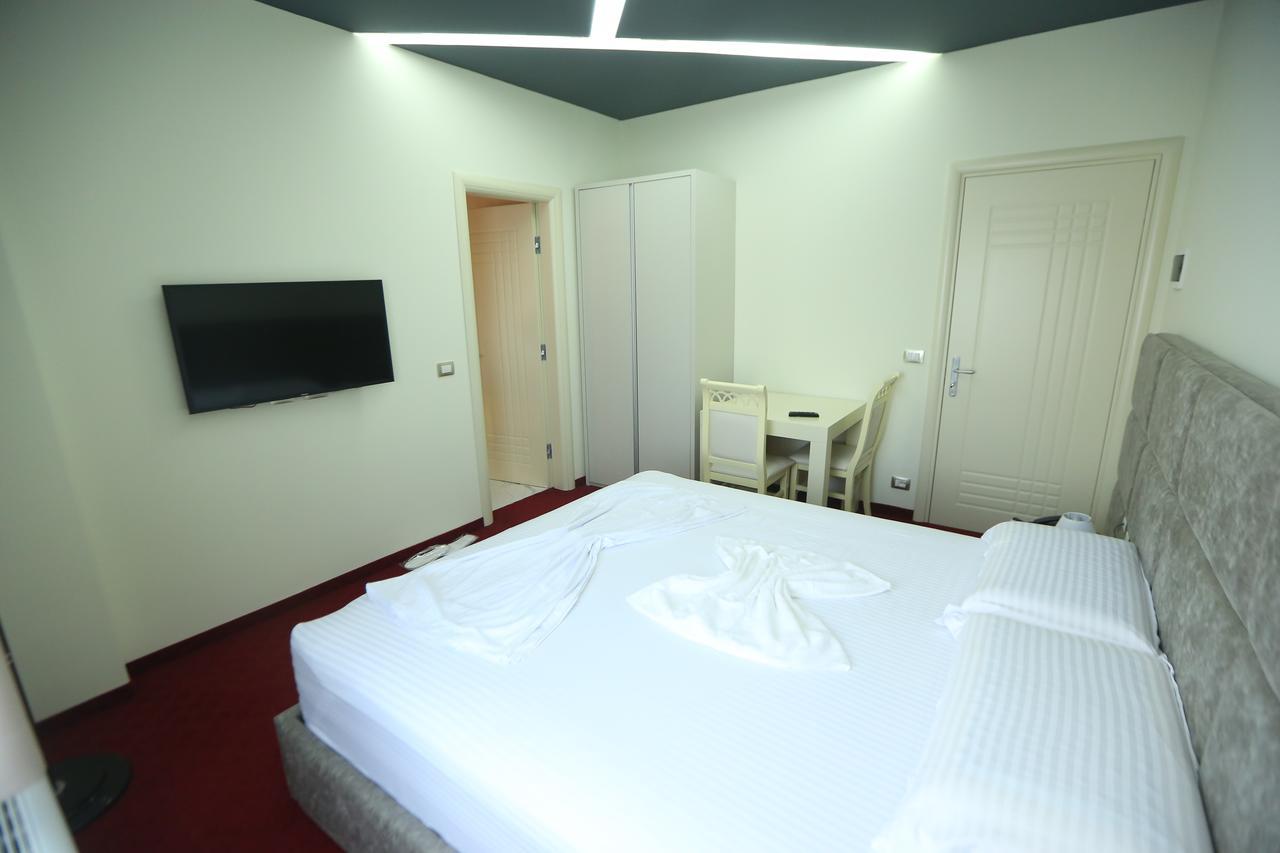 Hotel Vllaznia Shkoder Exterior photo